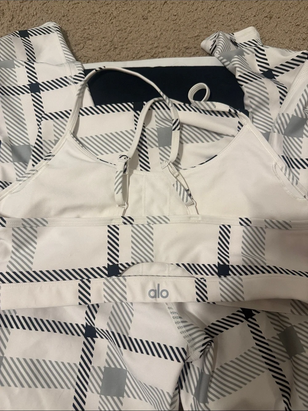 Alo Yoga plaid white and black bra and legging set NWOT